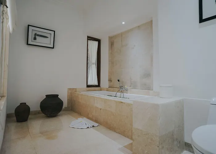 Bidadari Seminyak (Bali)